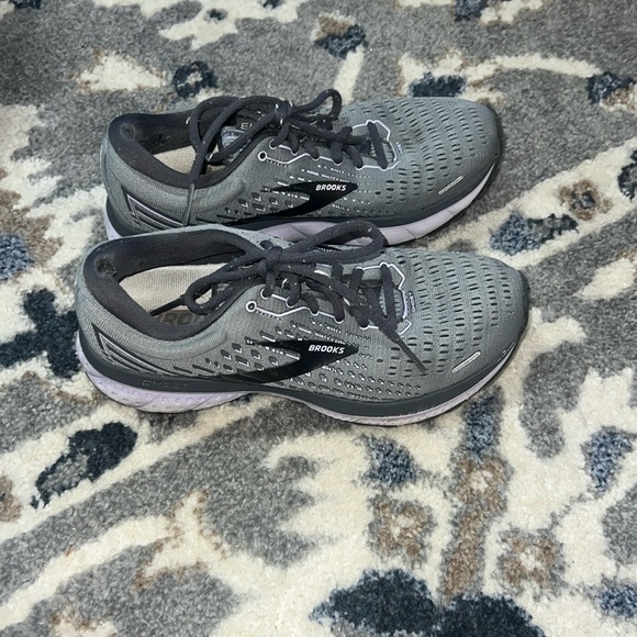 Brooks Shoes - Brooks Ghost 13 size 7 womens